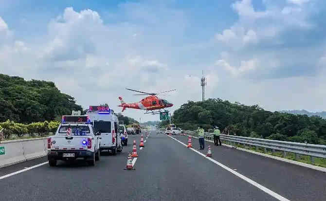 介休高速公路汽车救援案例